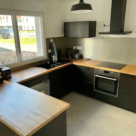 Maison Neuve Quartier Calme Proche Commerces